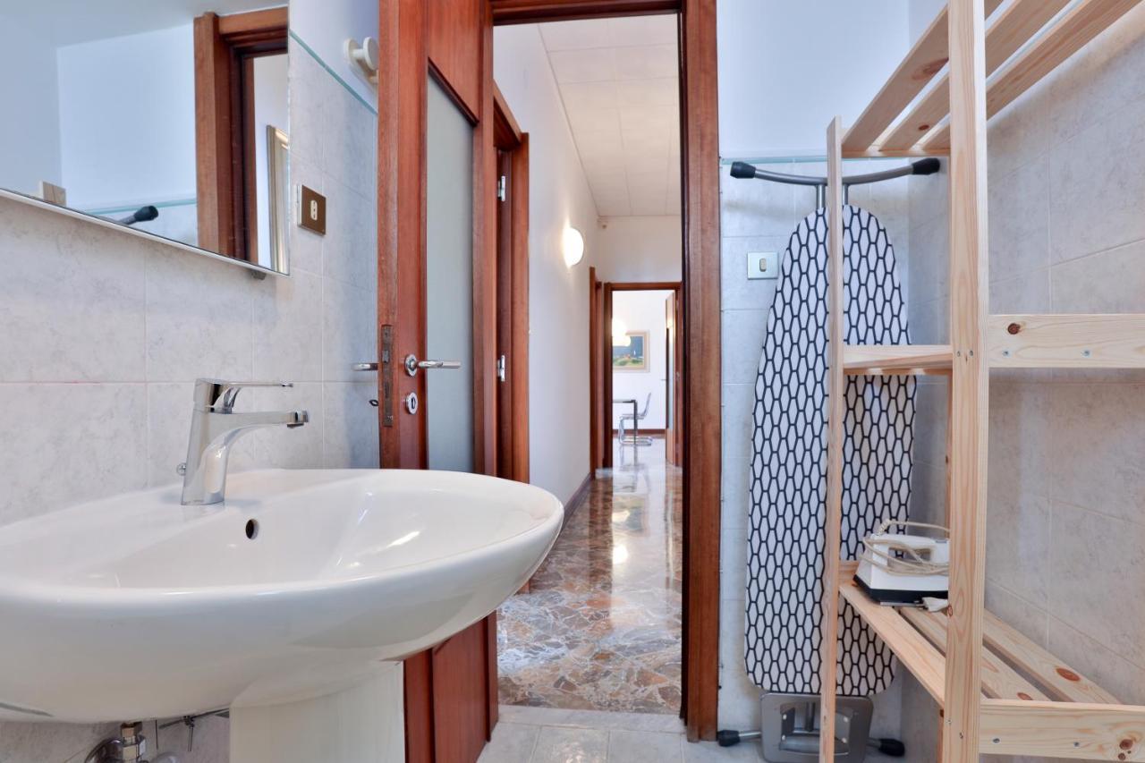 Salerno Irno Bright Apartment エクステリア 写真